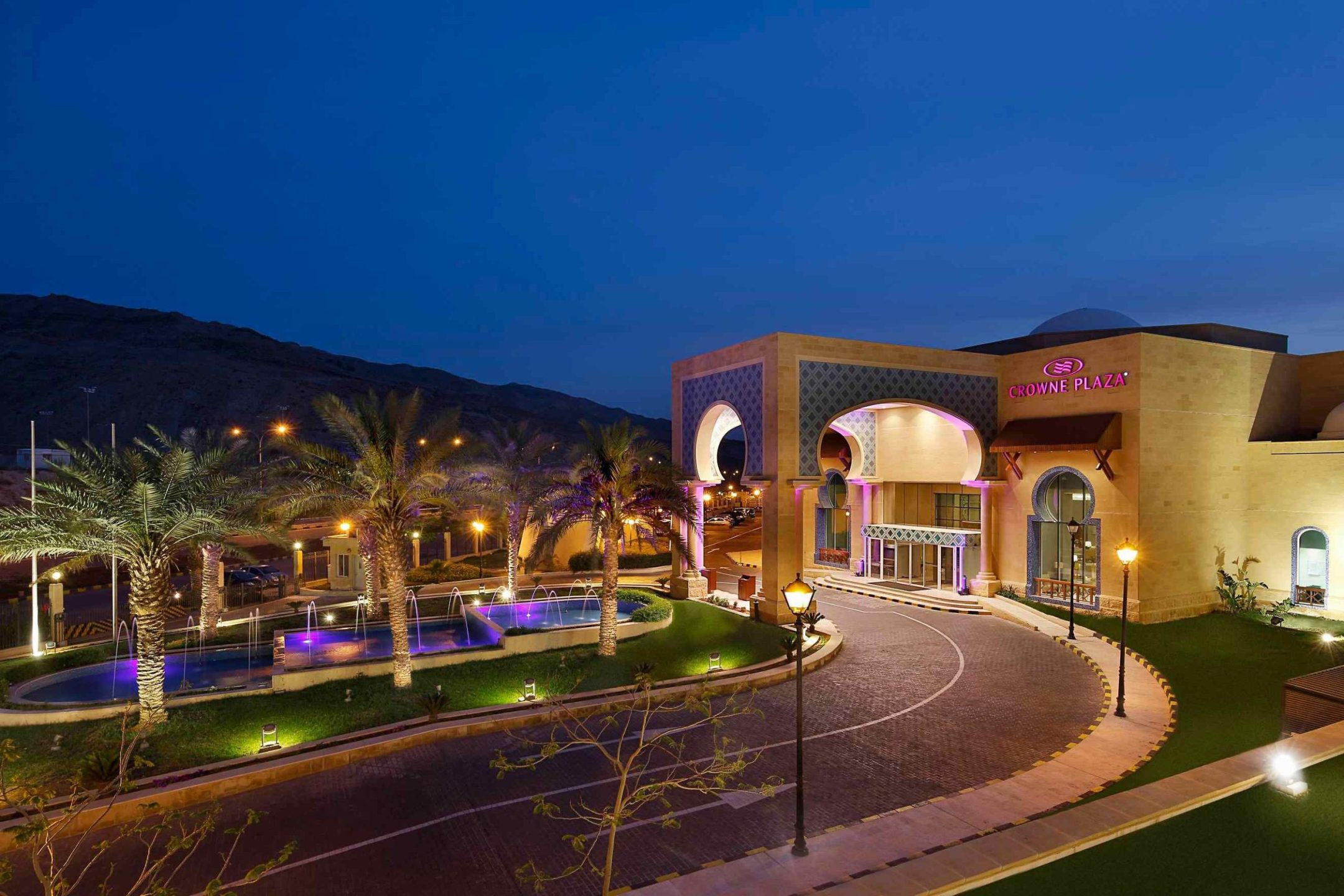 Crowne Plaza Dead Sea (Marea Moarta) https://dreamteamholidays.ro